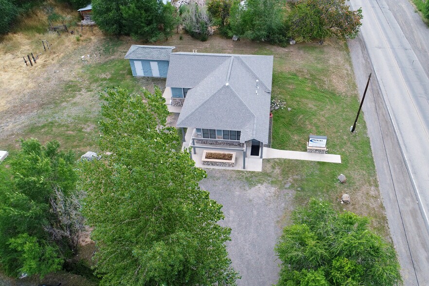 More Photos Of 15739 Pearl Ave, Collbran Light Manufacturing For Sale