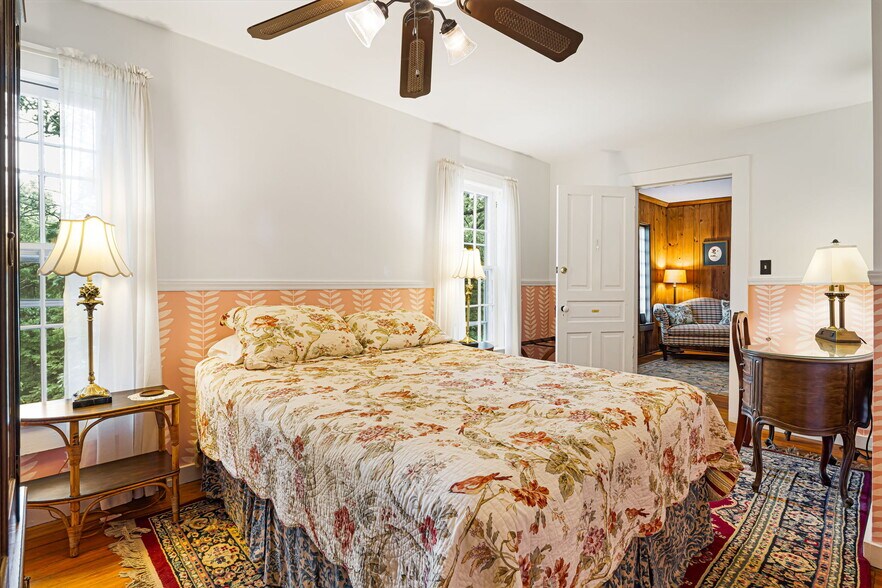 More Photos Of 1186 Old Us Hwy 70 W, Black Mountain Hospitality For Sale