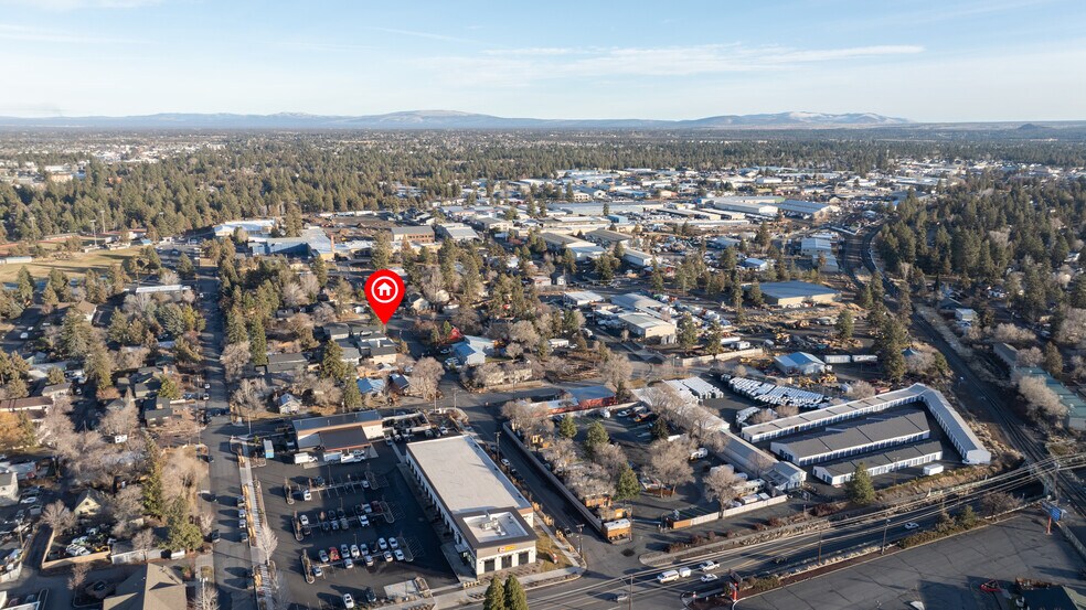 More Photos Of 428 NE Burnside Ave, Bend Apartments For Sale