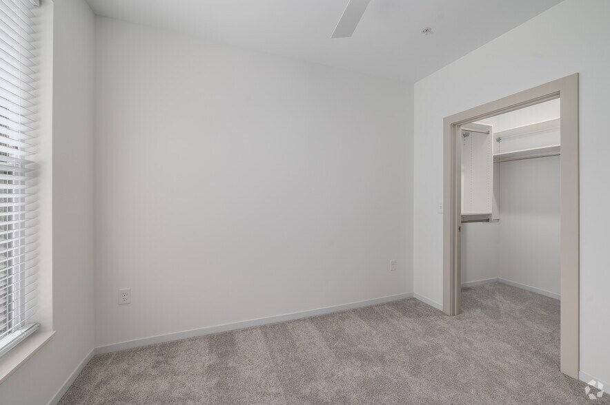 More Photos Of 2223 Lee Rd, Cleveland Apartments For Lease