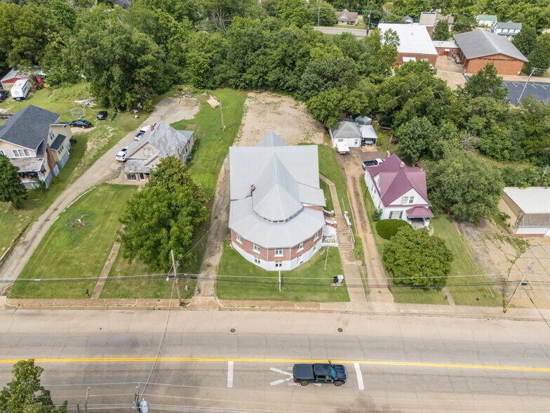 More Photos Of 408 W Main St, Park Hills Religious Facility For Sale