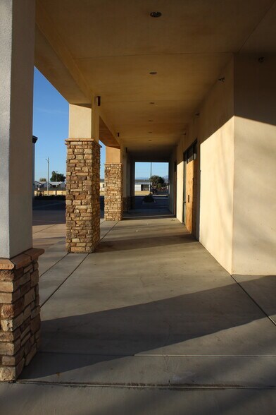 More Photos Of 1778-1950 W Florida Ave, Hemet Unknown For Lease