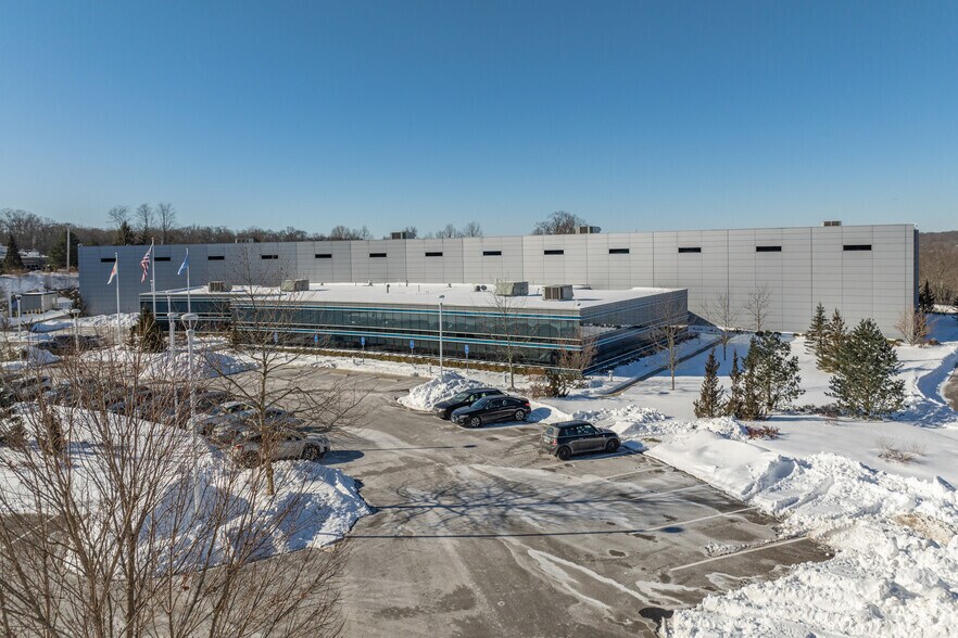 Primary Photo Of 50 Corporate Dr, Trumbull Distribution For Lease