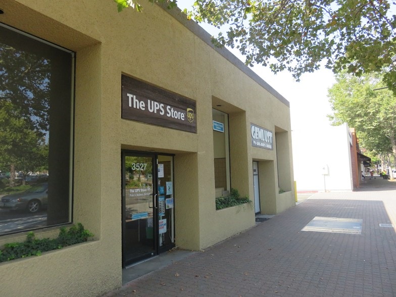 More Photos Of 3525-3529 Mt Diablo Blvd, Lafayette Freestanding For Lease
