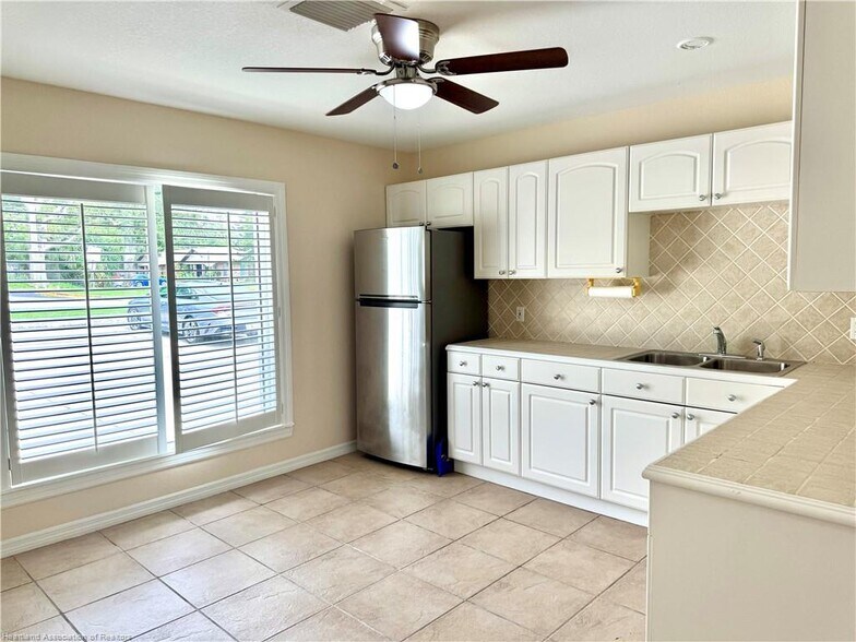 More Photos Of 900 Hillcrest Ave, Lake Placid General Retail For Lease