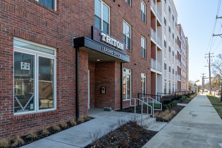 More Photos Of 3700 Monument Ave, Richmond Apartments For Sale