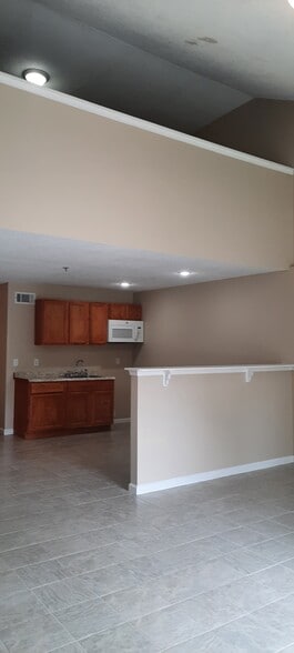 More Photos Of 6615 Dorothy Ln, Jonesboro Office Residential For Lease