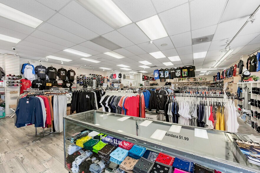 More Photos Of 730-740 N Long Beach Blvd, Long Beach Storefront For Lease