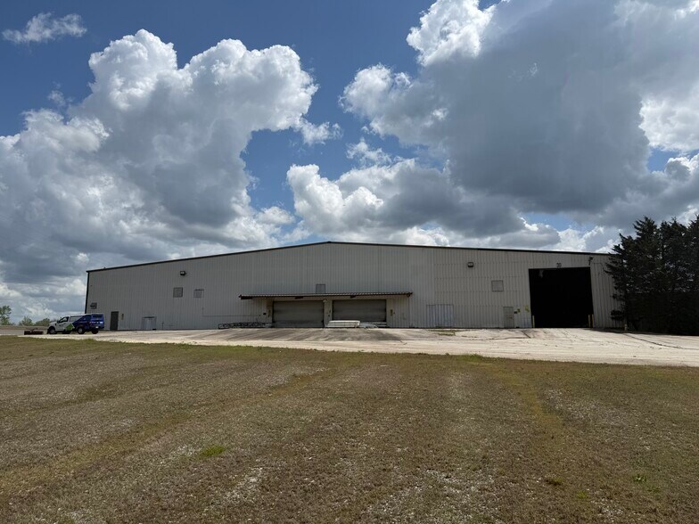 More Photos Of 109 Bunch Rd, Jackson Warehouse For Lease