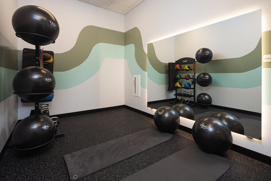 More Photos Of 608 2nd Ave S, Minneapolis Apartments For Lease