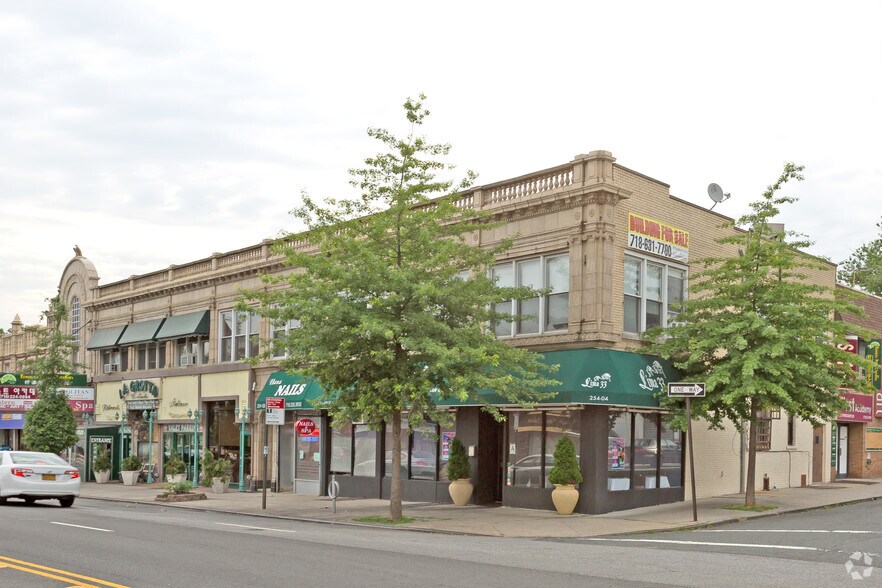 Primary Photo Of 25402 Northern Blvd, Little Neck Coworking Space