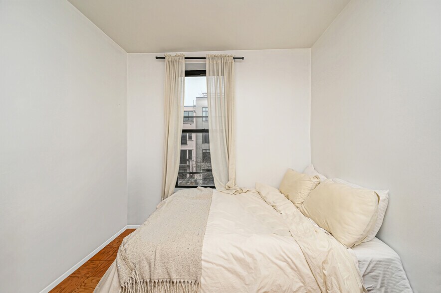 More Photos Of 478 Classon Ave, Brooklyn Apartments For Sale