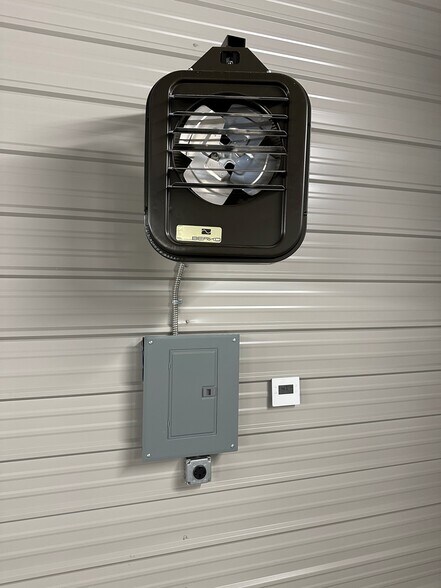 More Photos Of Old Highway 95, Athol Self Storage For Sale