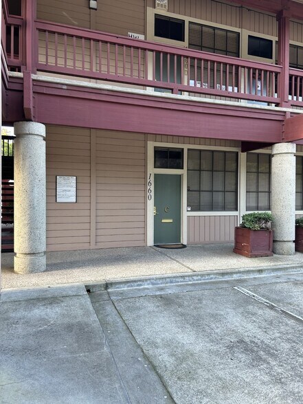 More Photos Of 1660-1690 San Pablo Ave, Pinole Medical For Lease