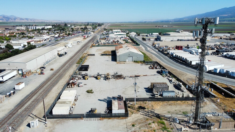 More Photos Of 108 Alpine Dr, Gonzales Warehouse For Sale