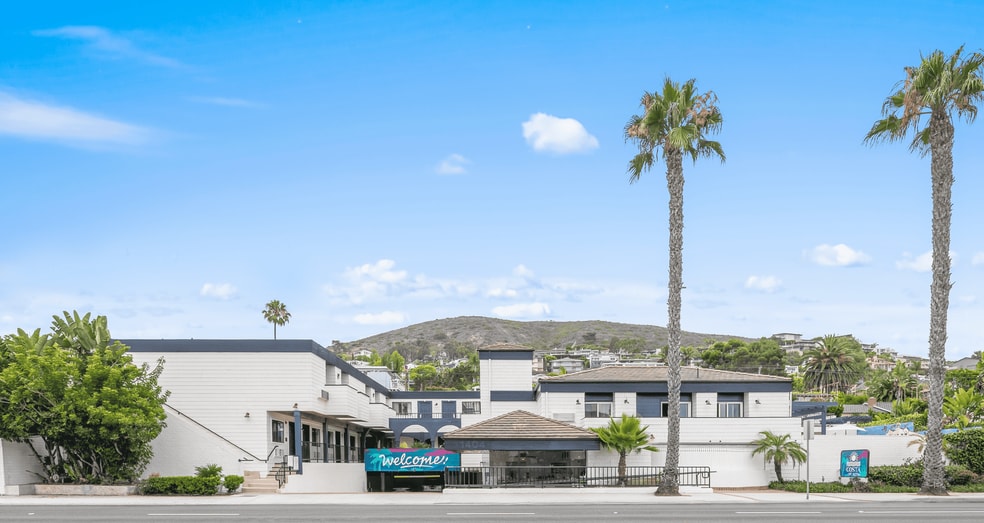 More Photos Of 1404 N Coast Hwy, Laguna Beach Hotel For Sale