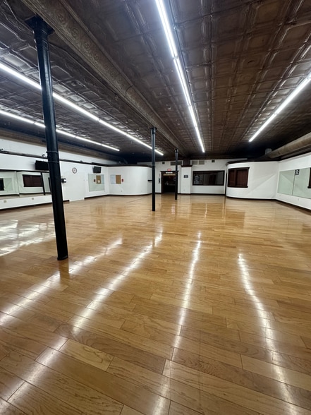 More Photos Of 309 N Main St, Kingfisher Freestanding For Sale