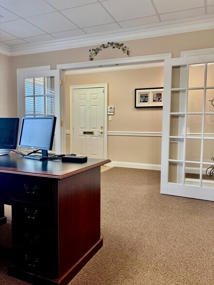 More Photos Of 5920-5964 Timber Ridge Dr, Prospect Office For Sale