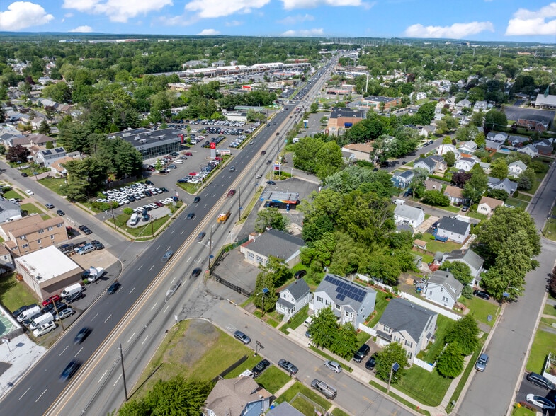 More Photos Of 370 US Highway 1, Edison Auto Repair For Sale