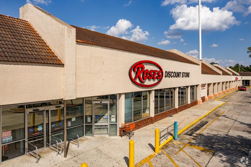 Primary Photo Of 2033-2161 Americana Blvd, Orlando Unknown For Lease