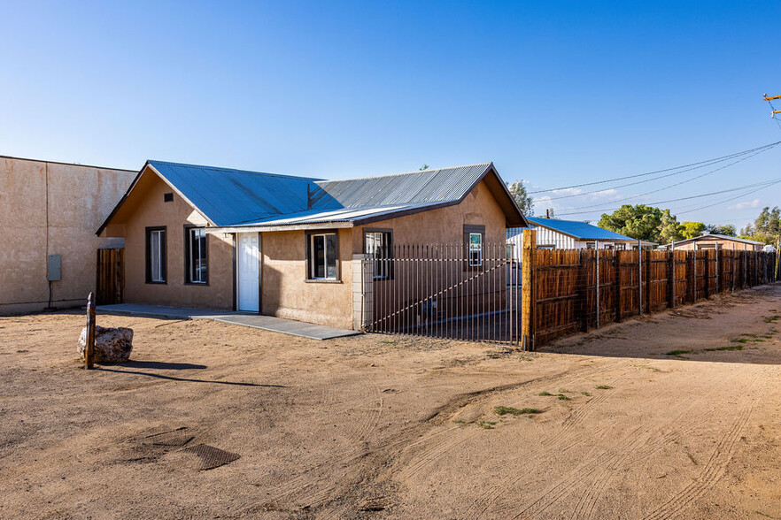 More Photos Of 6618 Inyokern Rd, Inyokern Office For Sale