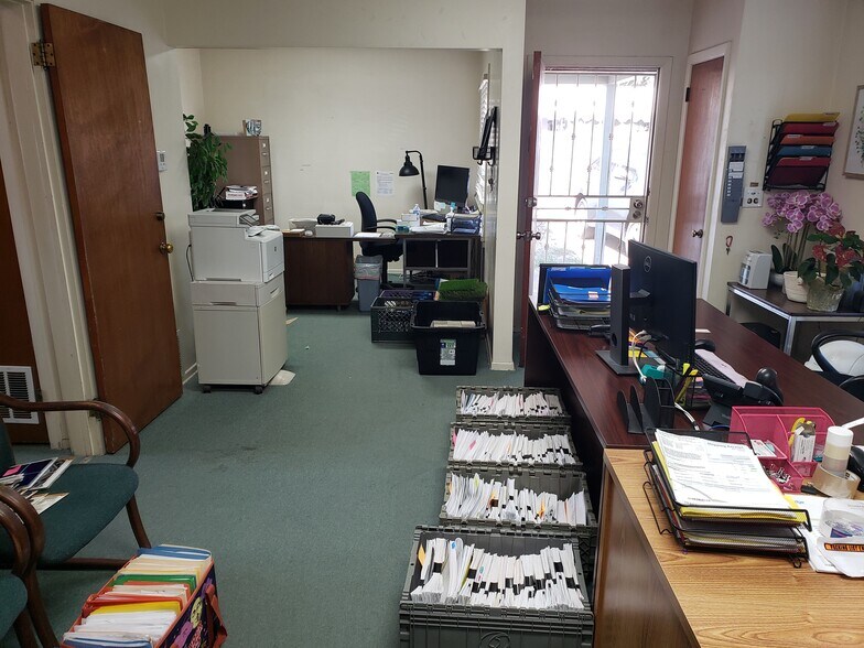 More Photos Of 8761 Amigo Ave, Northridge Land For Lease