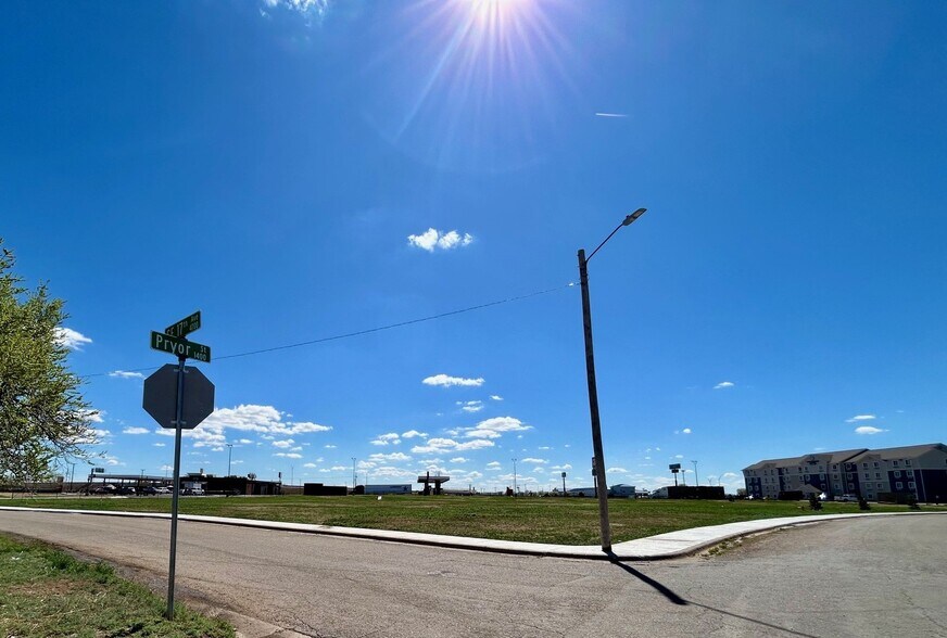 More Photos Of 1703 Pryor St, Amarillo Land For Sale