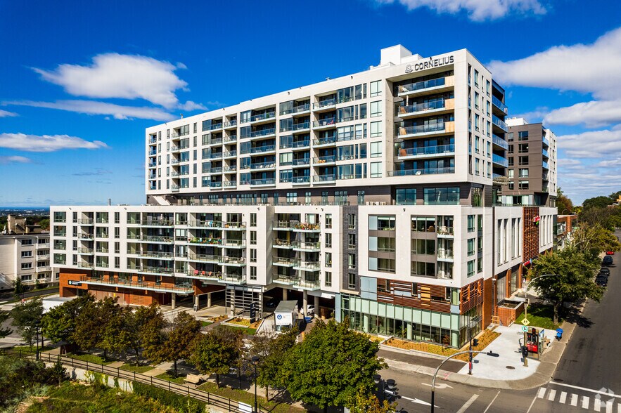 More Photos Of 2615-2865 Ave Van Horne, Montréal Unknown For Lease