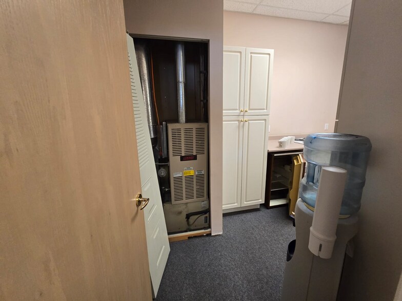 More Photos Of 17957 55th Ave, Surrey Warehouse For Sale