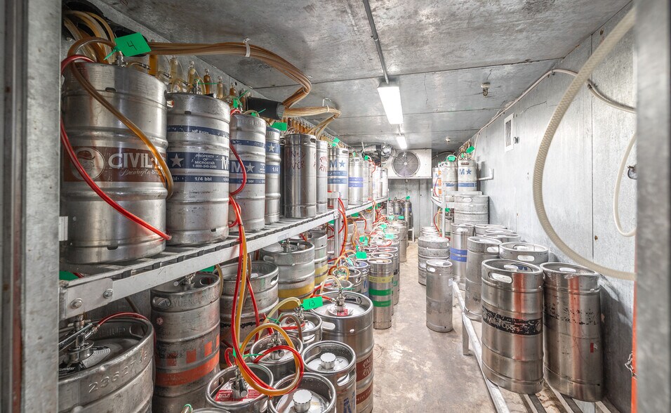 More Photos Of 717 N Pine St, Rolla Restaurant For Sale