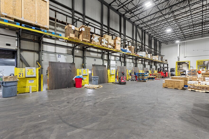 More Photos Of 3737 N Broadway, Saint Louis Refrigeration Cold Storage For Lease