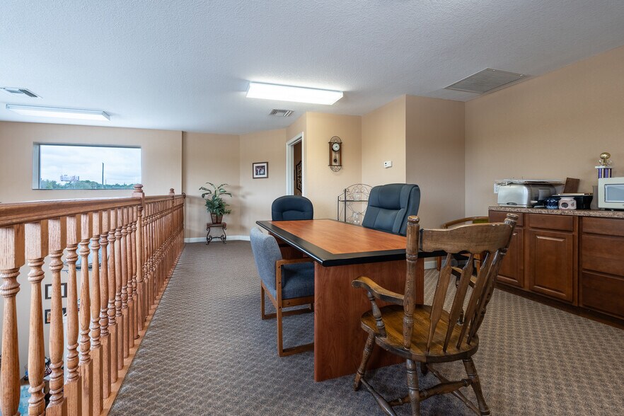 More Photos Of 1720 SE County Highway 484, Belleview Office For Sale