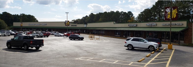 More Photos Of 744 N Main St, Fuquay Varina Unknown For Lease