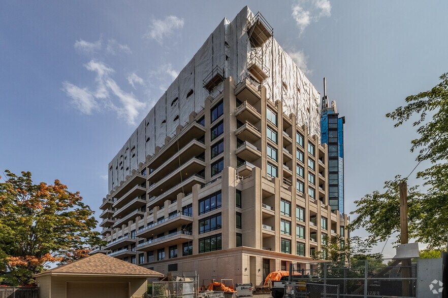 More Photos Of 1451 Wellington St W, Ottawa Apartments For Lease