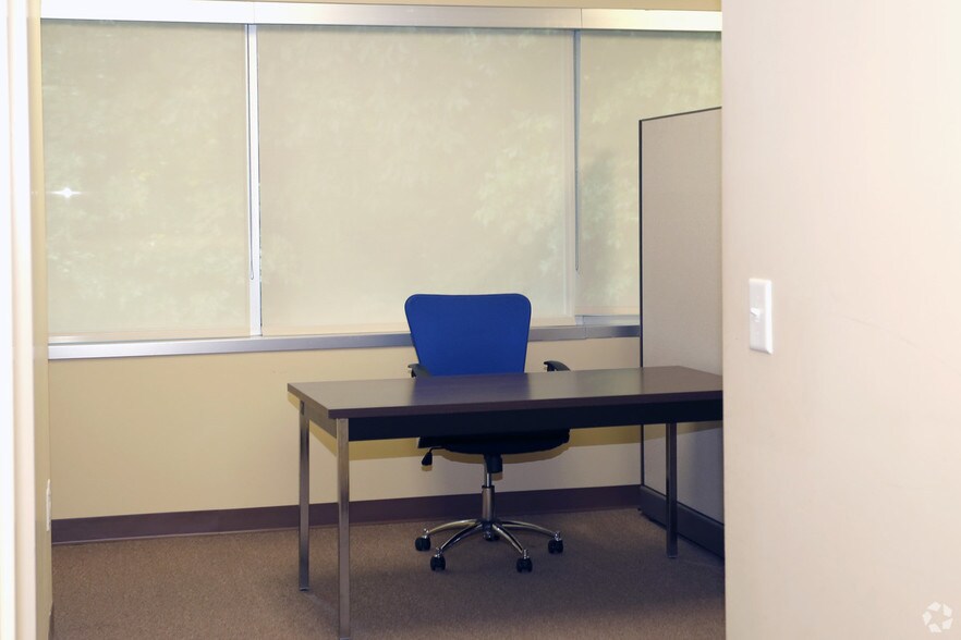 More Photos Of 3759 Us Highway 1 S, Monmouth Junction Office For Lease