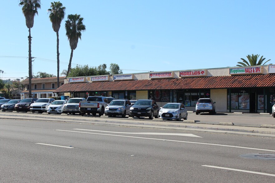 More Photos Of 305-321 N Ash St, Escondido Storefront For Lease