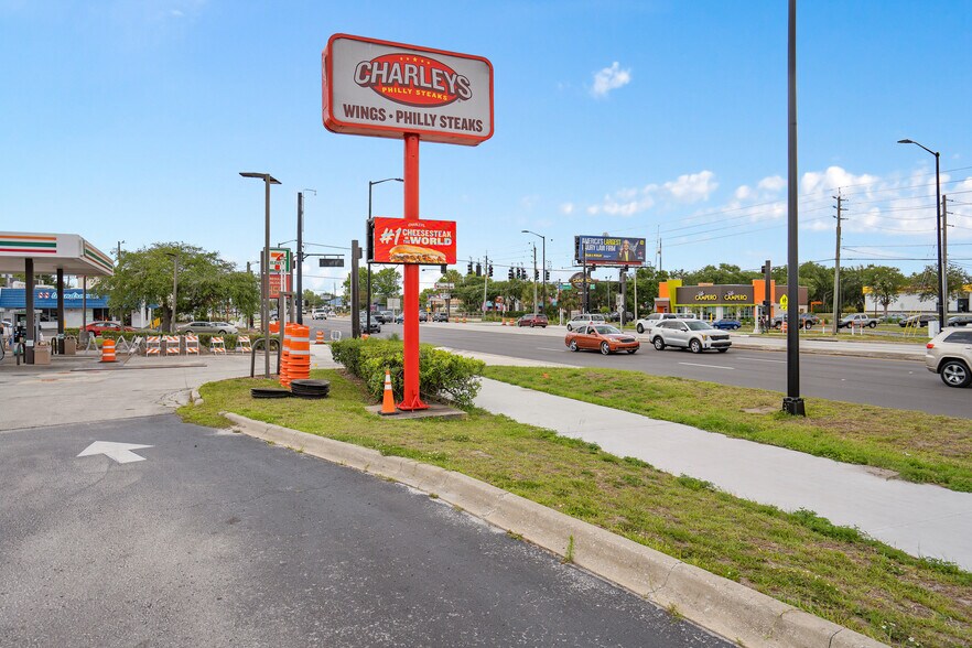 More Photos Of 3250 W Vine St, Kissimmee General Retail For Sale