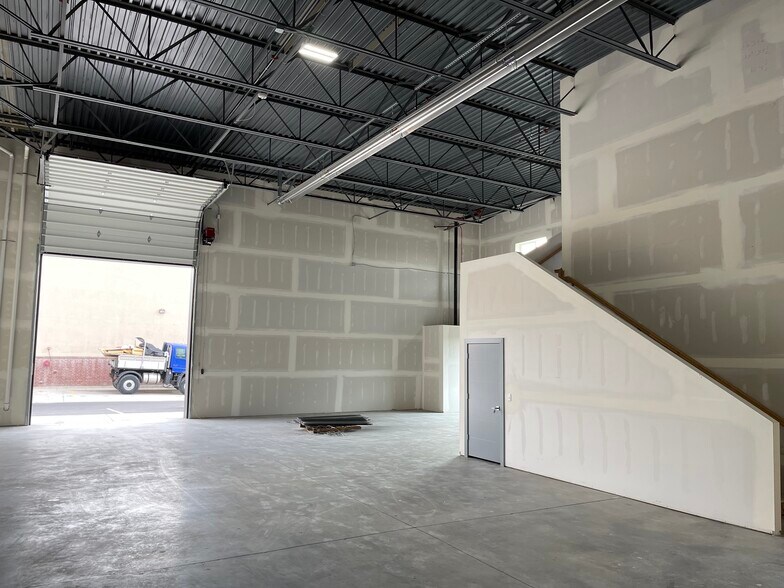 More Photos Of 8018 S Welby Park Dr, West Jordan Warehouse For Sale