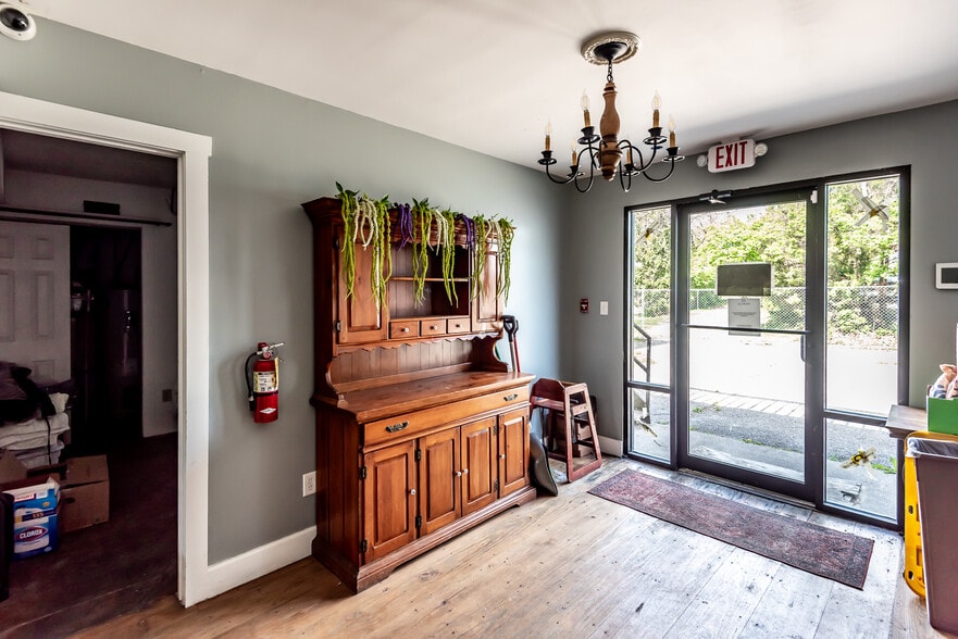 More Photos Of 121 S Main St, Waynesville Hospitality For Sale