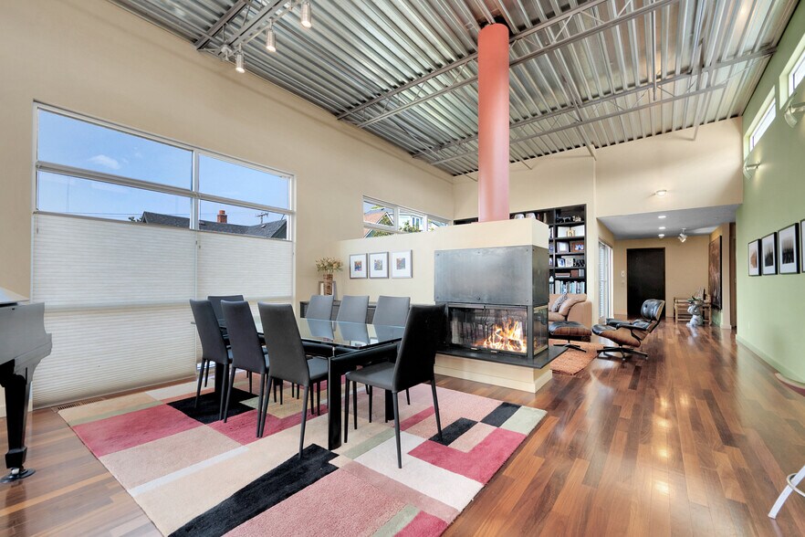 More Photos Of 160 Roy St, Seattle Office Residential For Sale