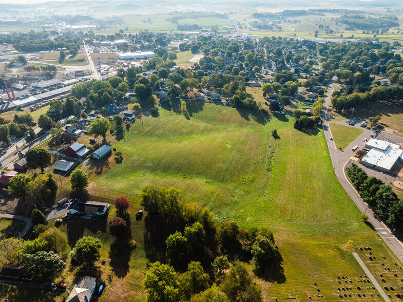 More Photos Of West Main Street, Sugarcreek Land For Sale