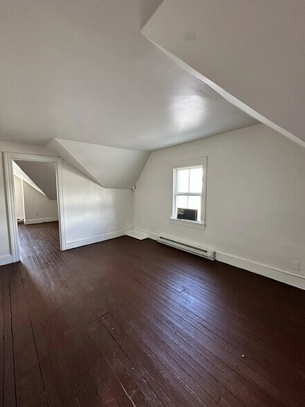 More Photos Of 214-216 W Ridge St, Lansford Apartments For Sale