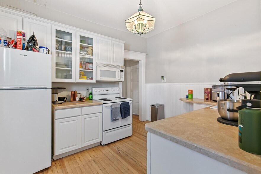 More Photos Of 1138 N Clarkson St, Denver Apartments For Sale