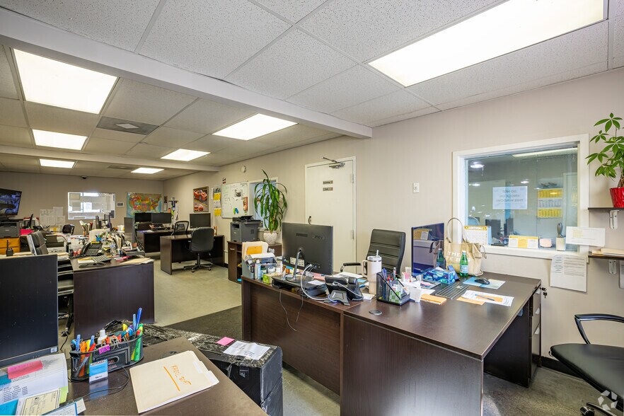 More Photos Of One Nixon Ln, Edison Warehouse For Lease