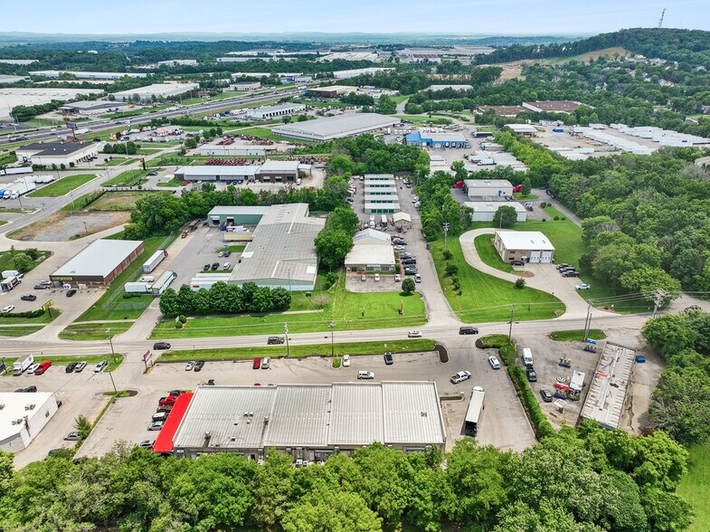 More Photos Of 598 Waldron Rd, La Vergne Freestanding For Lease