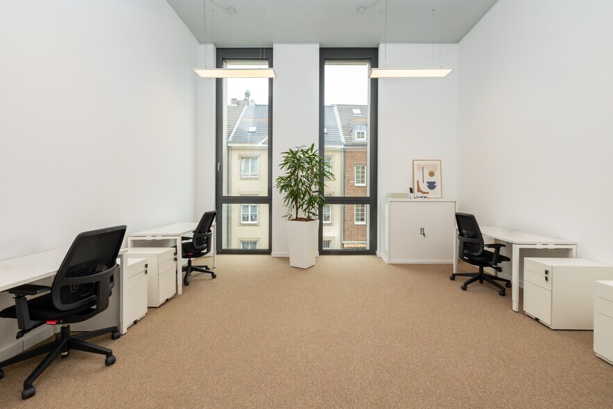 More Photos Of 4550 North Point Pky, Alpharetta Coworking Space