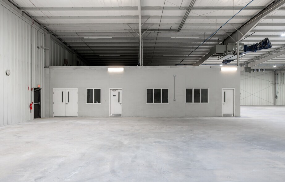 More Photos Of 3525 Enterprise Way, Green Cove Springs Warehouse For Lease