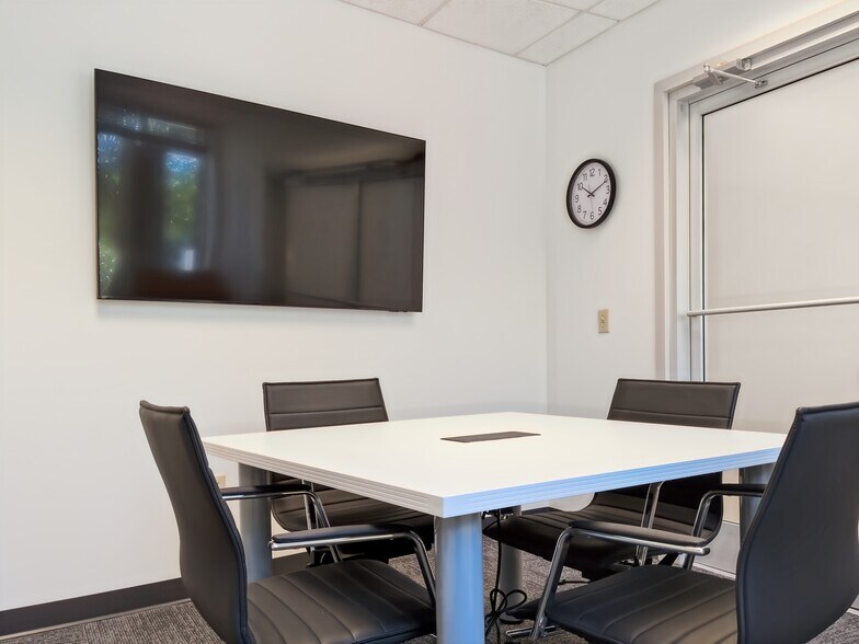 More Photos Of 1831 Eastchester Dr, High Point Coworking Space