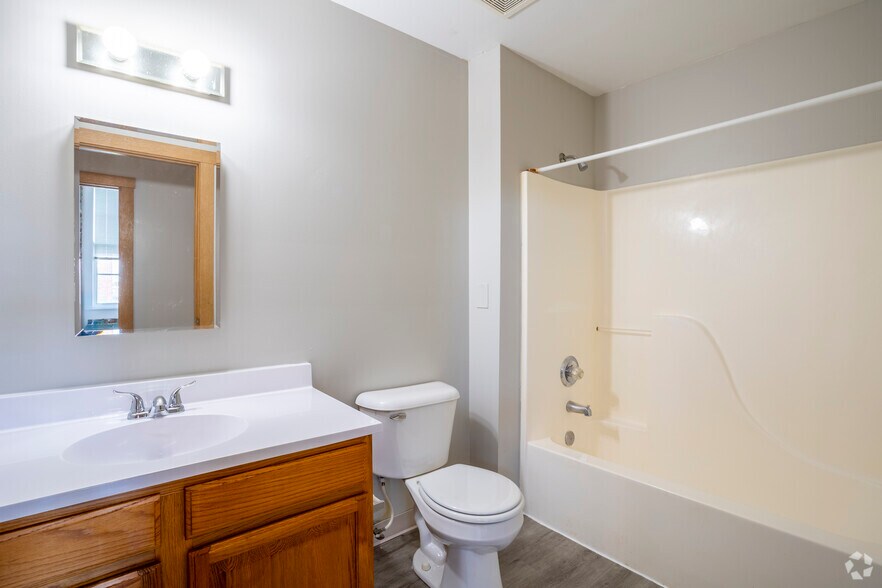 More Photos Of 401 N 10th St, Richmond Apartments For Sale