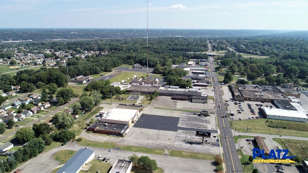 More Photos Of 876 E Midlothian Blvd, Youngstown Freestanding For Sale